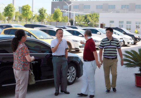 市領(lǐng)導(dǎo)參觀